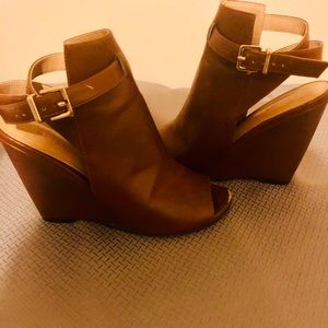 Express Cognac Peep Toe booties
